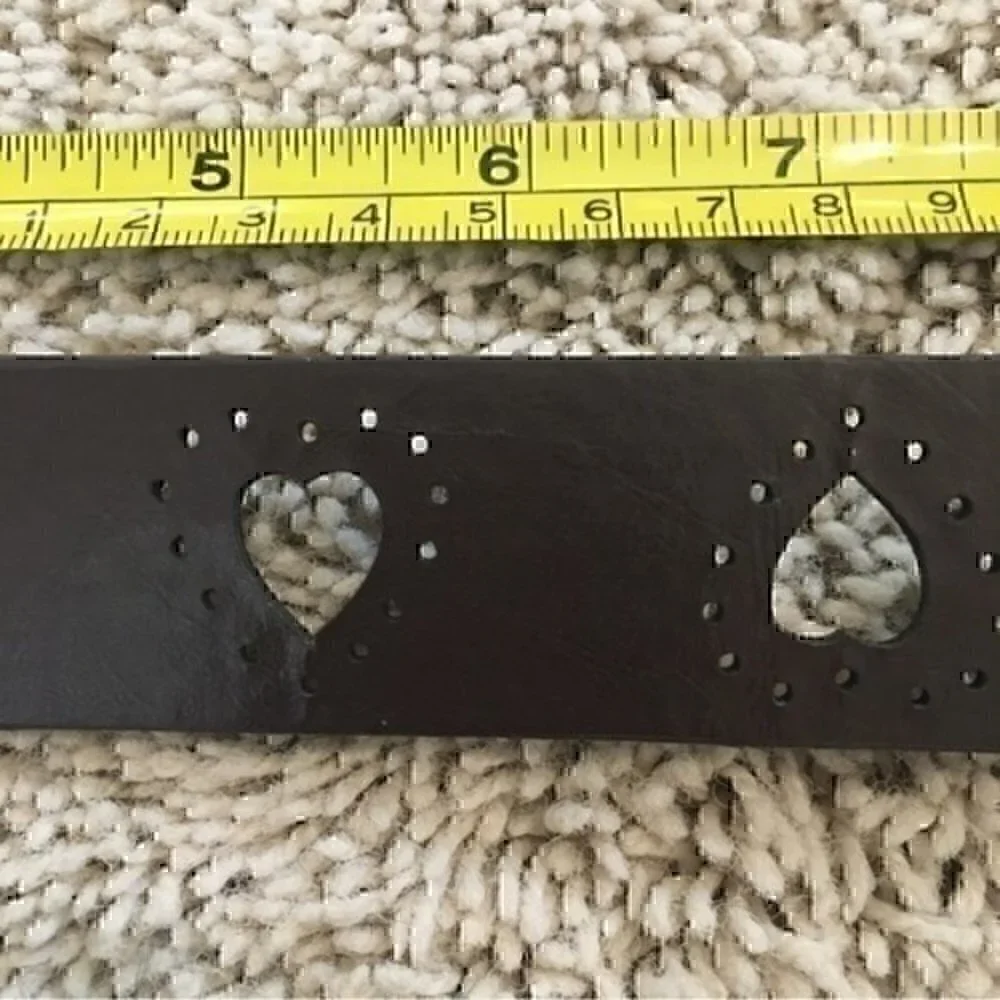 Girls size medium cutout heart belt